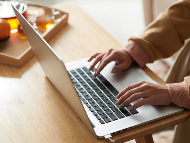 Notebook tecnologia computador trabalho games design video adobe after effects premiere da vinci resolve