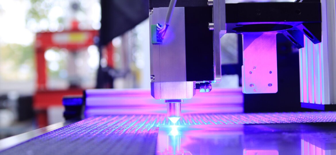 opt-lasers-KshEaH06rV8-unsplash